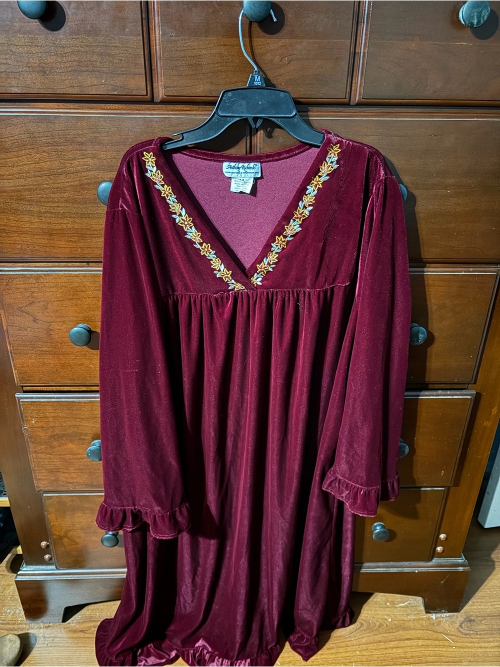 Women’s Burgundy Velvet V-Neck Dress with Floral Trim